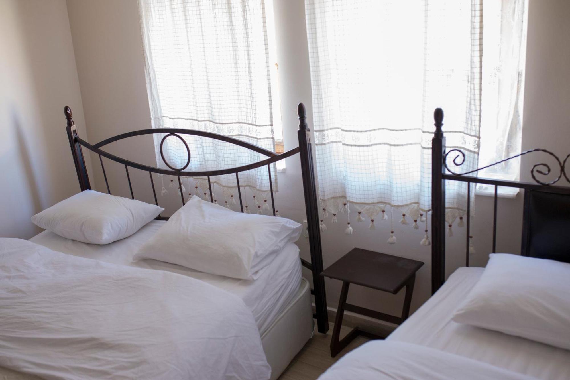 Kamelya Cave Hostel (Adults Only) Göreme Ngoại thất bức ảnh