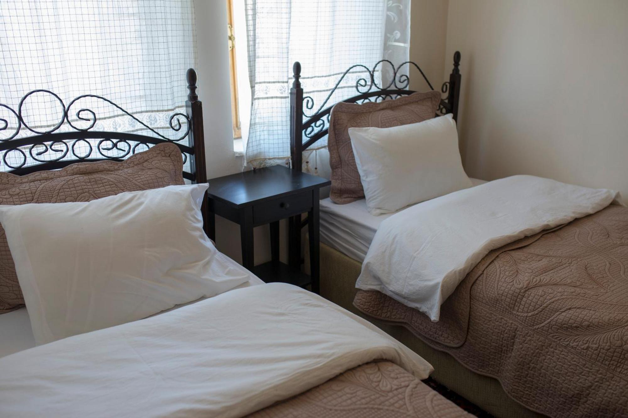 Kamelya Cave Hostel (Adults Only) Göreme Ngoại thất bức ảnh